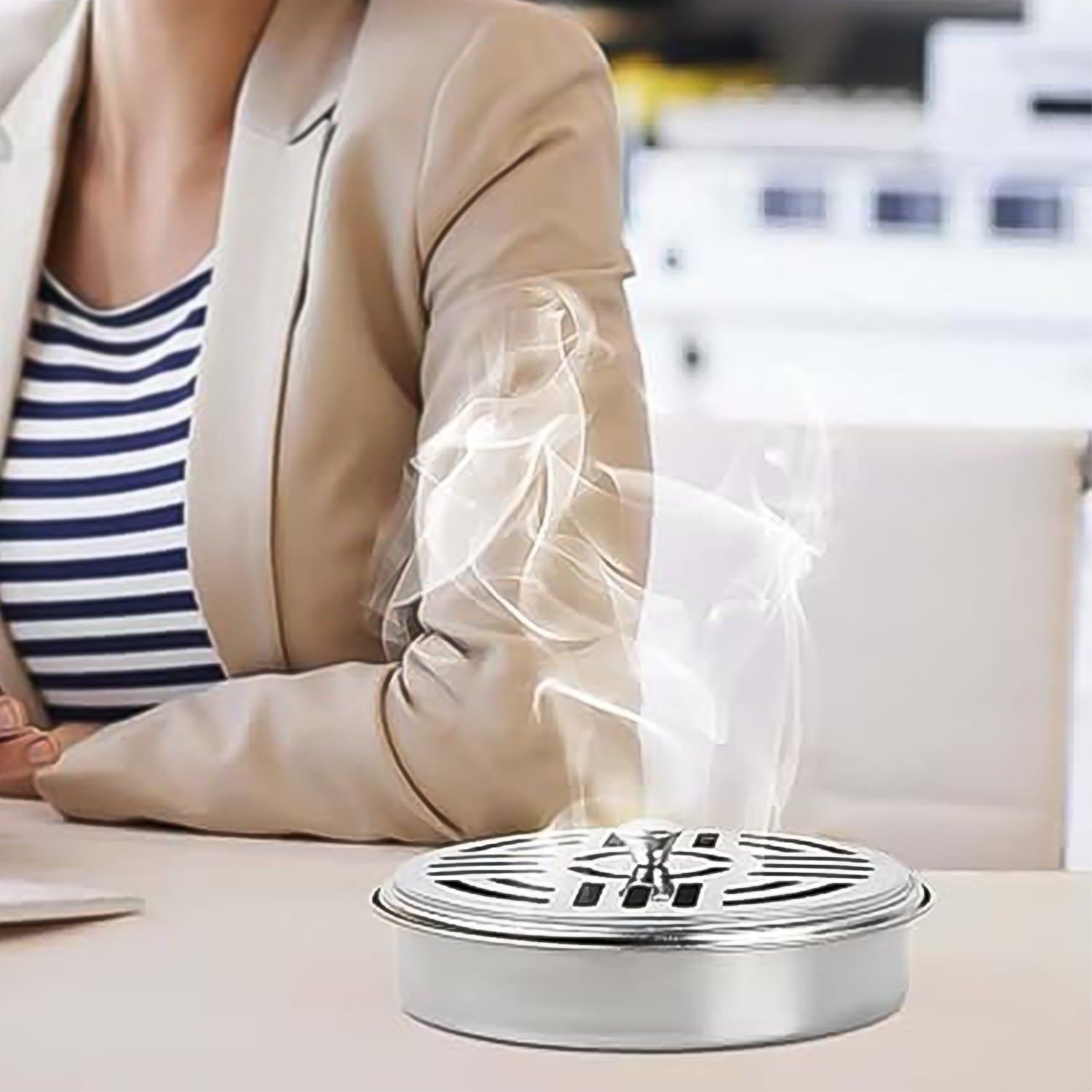 Decorative Mosquito Coil Holder Mosquito Coil Container, Incense Holder Safe Burning Coil Tray for Home Patio Pool Side Outdoor, Metal Tray Decorative Mosquito Coil Holder Mosquito Coil Container, Incense Holder Safe Burning Coil Tray for Home Patio Pool Side Outdoor, Metal Tray